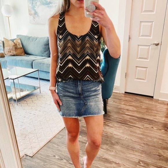 Timing Fashion Brown Pattern Top - Picture 1 of 4